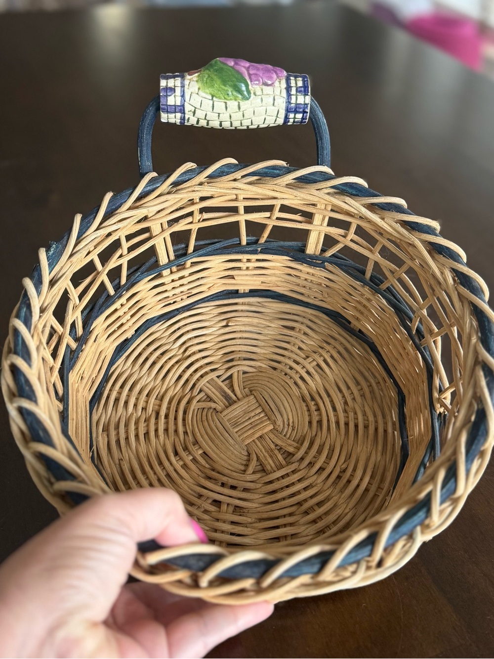 Vintage Wicker Basket Ceramic Grape Handle Blue Trim Cottage Farmhouse Decor